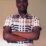 Ian Muganzi (SafariGuide)