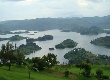 Bwindi Lake Bunyonyi safari