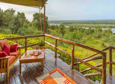 Luxury uganda safari