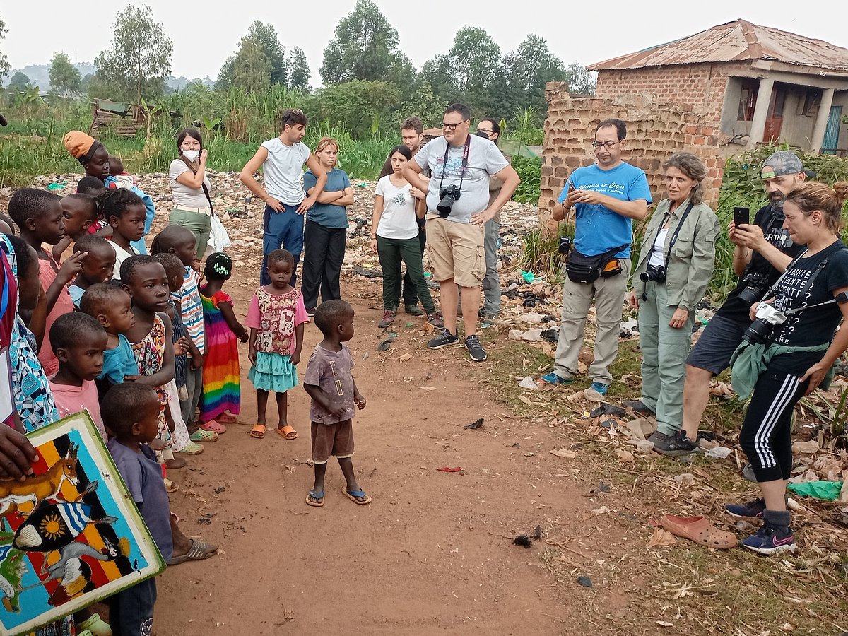 Read more about the article Kampala Slum Tours – Experience Uganda’s Real Urban Life