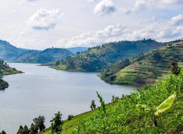 Travel to Uganda safely