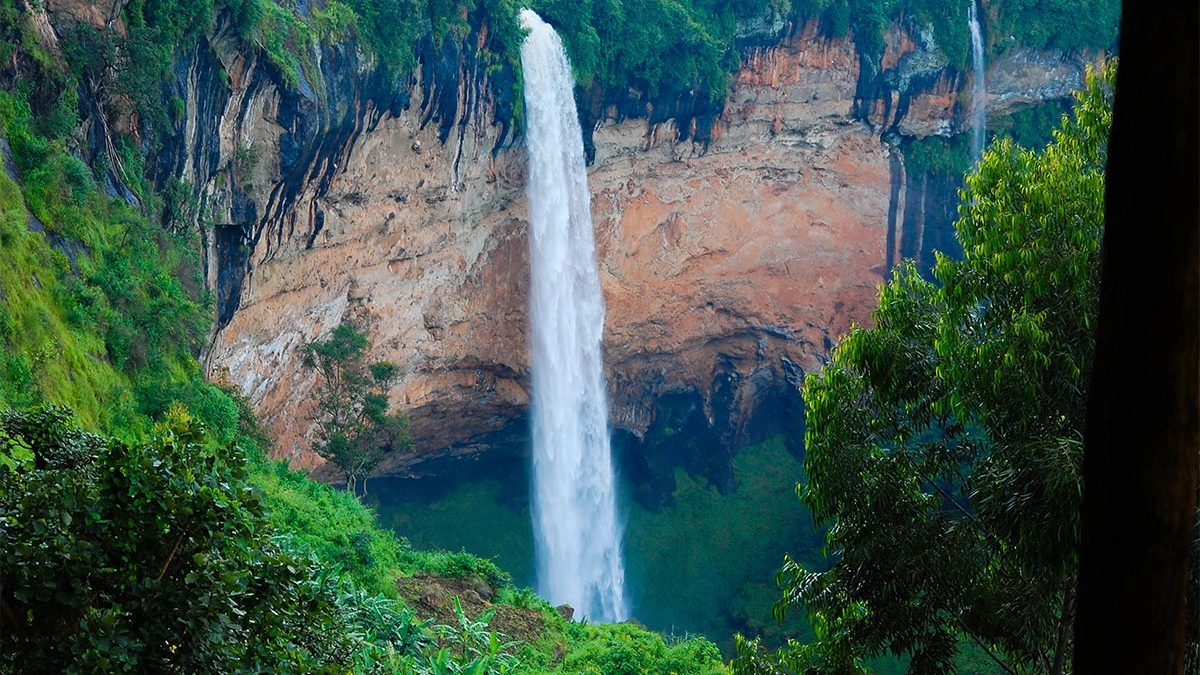 Read more about the article Discovering the Magic of Sipi Falls in Uganda: The Ultimate Travel Guide